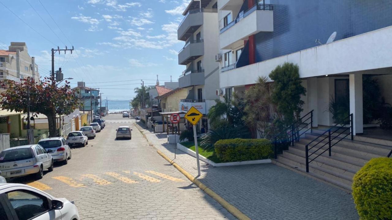 Bombas/ Bombinhas, A 50M Do Mar, Apartamento 2 Quartos, Com Churrasqueira Na Sacada, Ar E Wi-Fi Exterior foto